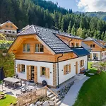 Holiday home Alpenjoy *